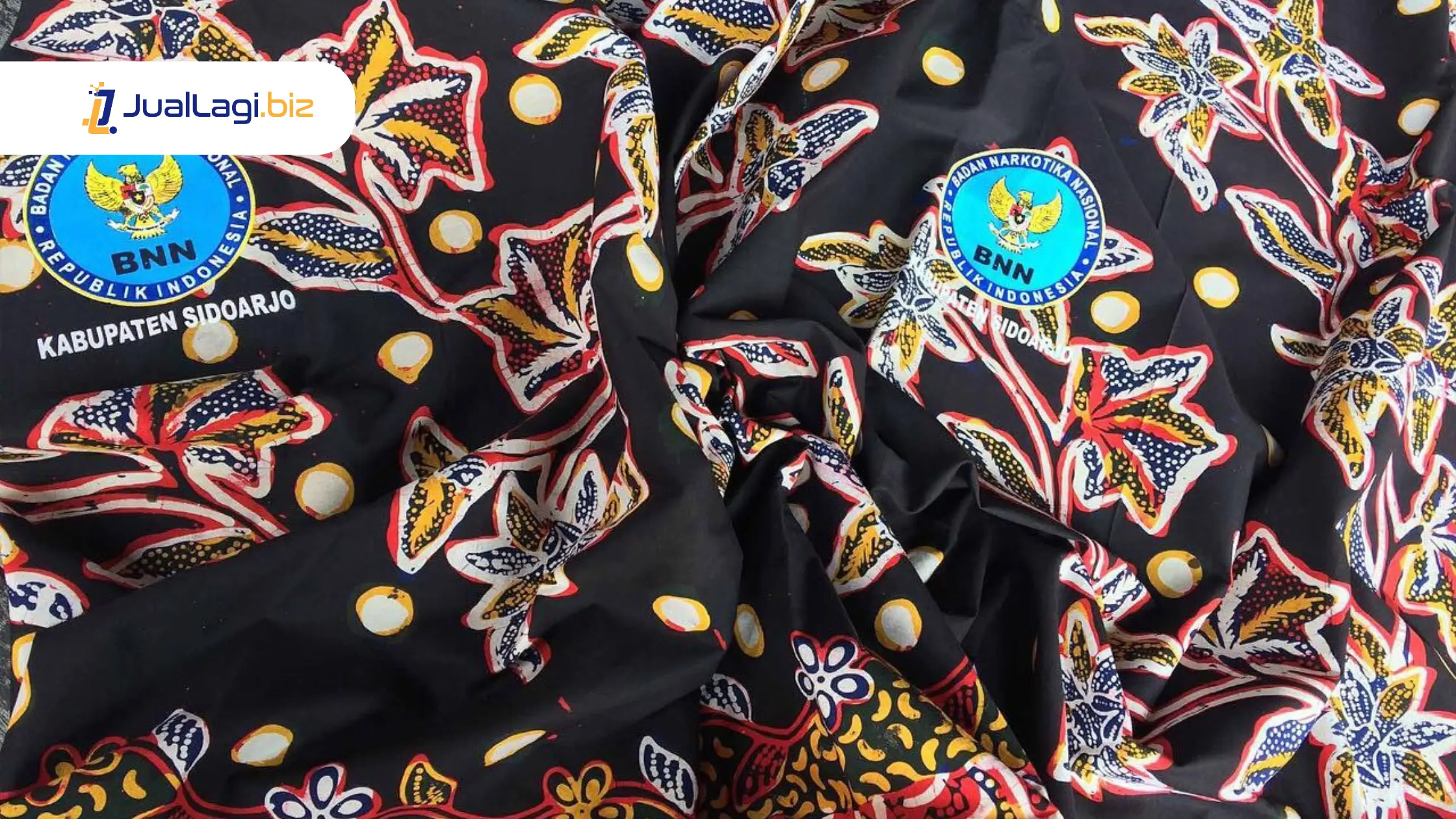 Dari Tradisi ke Modernitas: Peran Batik Berlogo dalam Memperkuat Brand Identity