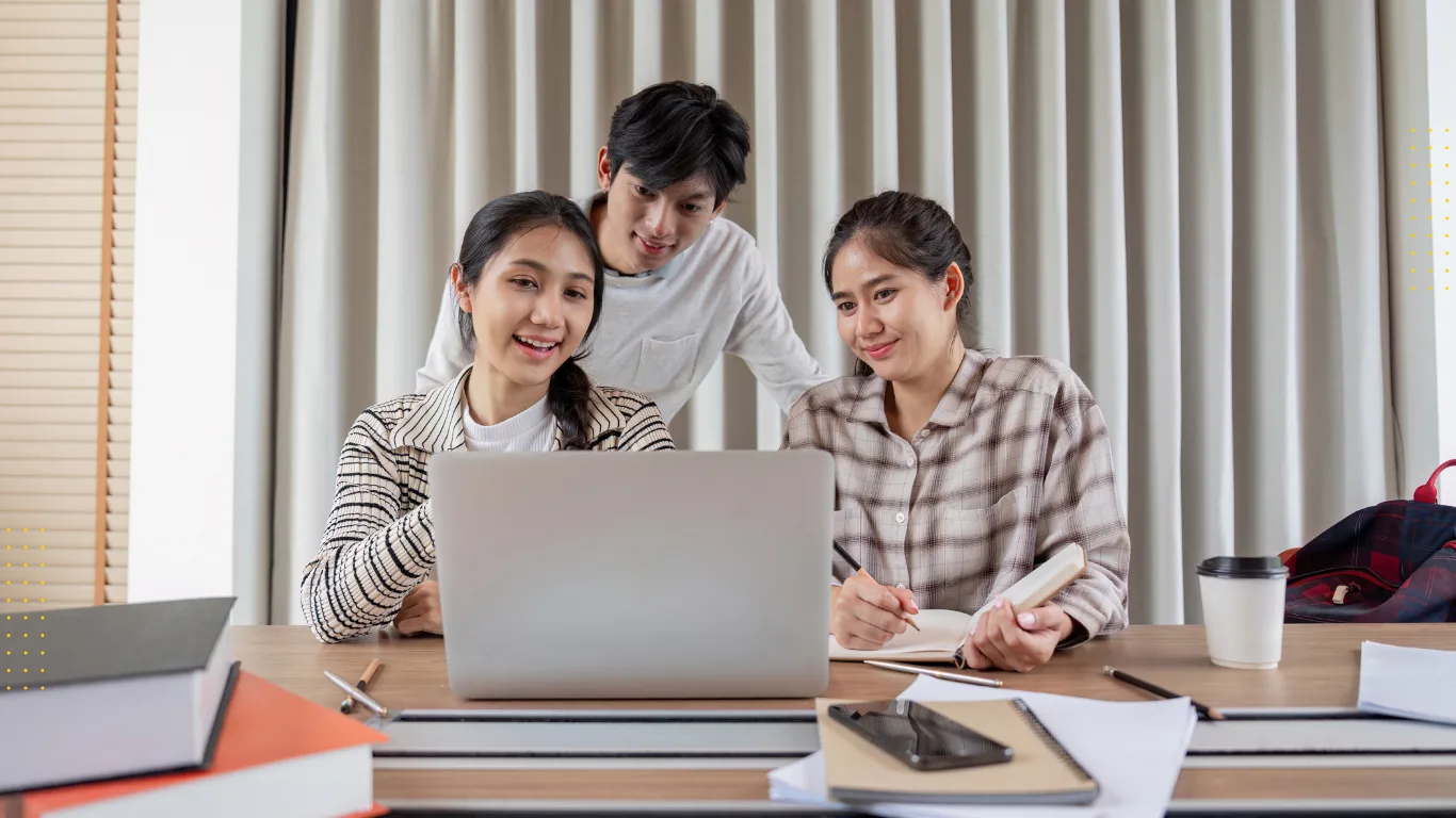 9 Cara Efektif Menggunakan Peer Assessment untuk Belajar